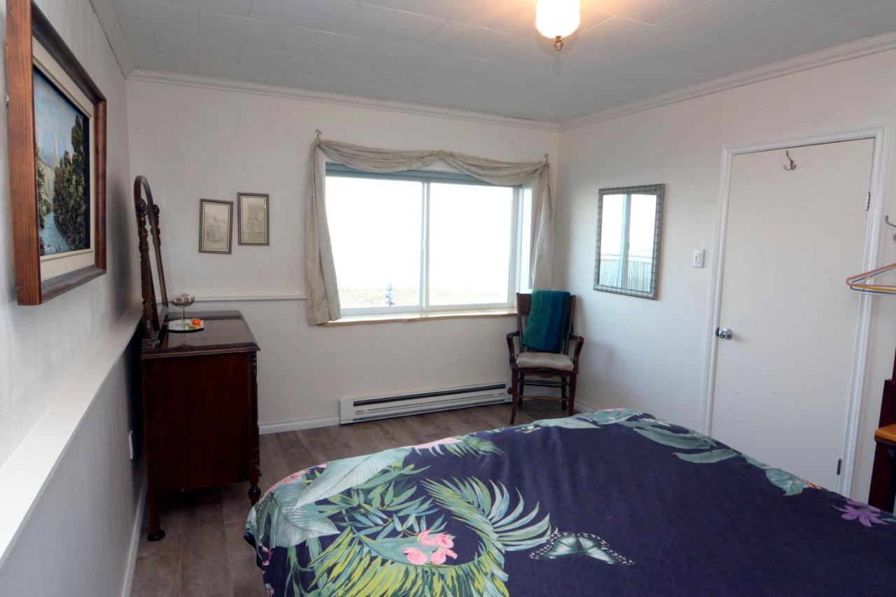 Oceanfront Paradise Comox Ngoại thất bức ảnh